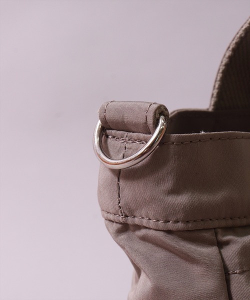 anello(アネロ)の「(LF)【anello】5ポケット 2WAY ミニ ショルダー & トートバッグ(トートバッグ・レディース・ブラック/グレー/グレイッシュベージュ/ネイビー・ONE SIZE)」の8枚目の写真