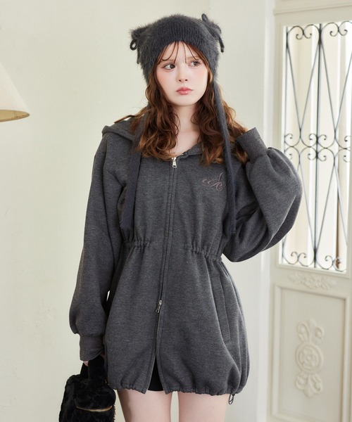 one after another NICE CLAUP(ワンアフターアナザーナイスクラップ)の「ウエスト絞りビッグパーカー(パーカー・レディース・チャコールグレー/アイボリー/ライトグレー/ブラウン・FREE)」の22枚目の写真