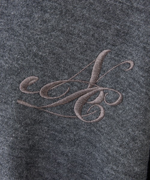 one after another NICE CLAUP(ワンアフターアナザーナイスクラップ)の「ウエスト絞りビッグパーカー(パーカー・レディース・チャコールグレー/アイボリー/ライトグレー/ブラウン・FREE)」の8枚目の写真