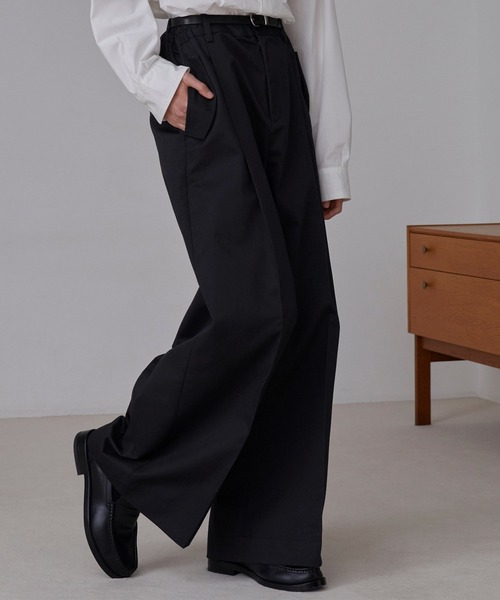 LUENNA（ルエナ）の「【LUENNA】Wide Straight Chino Pants / ワイドストレートチノパンツ（チノパンツ・メンズ・ベージュ/ブラック・S/M/L）」の6枚目の写真