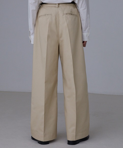 LUENNA（ルエナ）の「【LUENNA】Wide Straight Chino Pants / ワイドストレートチノパンツ（チノパンツ・メンズ・ベージュ/ブラック・S/M/L）」の14枚目の写真