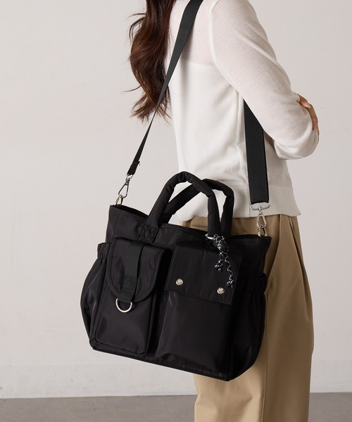 COLDE (コルデ)の「【COLDE】6ポケットトートバッグ 3251-378-1(トートバッグ・レディース・グレー/カーキ/ブラック・FREE)」の15枚目の写真