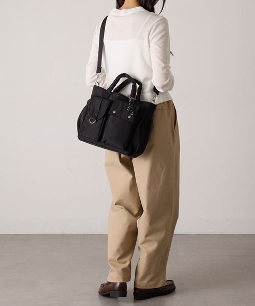 COLDE (コルデ)の「【COLDE】6ポケットトートバッグ 3251-378-1(トートバッグ・レディース・グレー/カーキ/ブラック・FREE)」の20枚目の写真