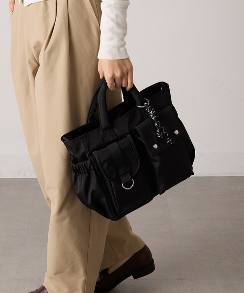 COLDE (コルデ)の「【COLDE】6ポケットトートバッグ 3251-378-1(トートバッグ・レディース・グレー/カーキ/ブラック・FREE)」の17枚目の写真