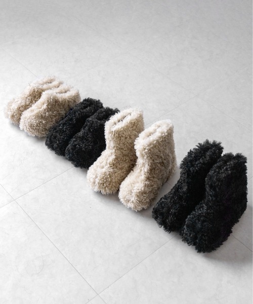 me+em select（ミームセレクト）の「【 ２color 】厚底テディボアショートブーツ ／ platform teddy boa short boots（ブーツ・レディース・ブラック/アイボリー・37/38/39/40）」の7枚目の写真