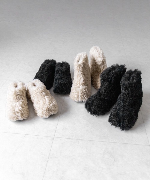 me+em select（ミームセレクト）の「【 ２color 】厚底テディボアショートブーツ ／ platform teddy boa short boots（ブーツ・レディース・ブラック/アイボリー・37/38/39/40）」の9枚目の写真