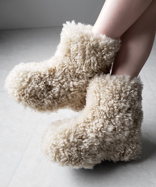 me+em select（ミームセレクト）の「【 ２color 】厚底テディボアショートブーツ ／ platform teddy boa short boots（ブーツ・レディース・ブラック/アイボリー・37/38/39/40）」の18枚目の写真