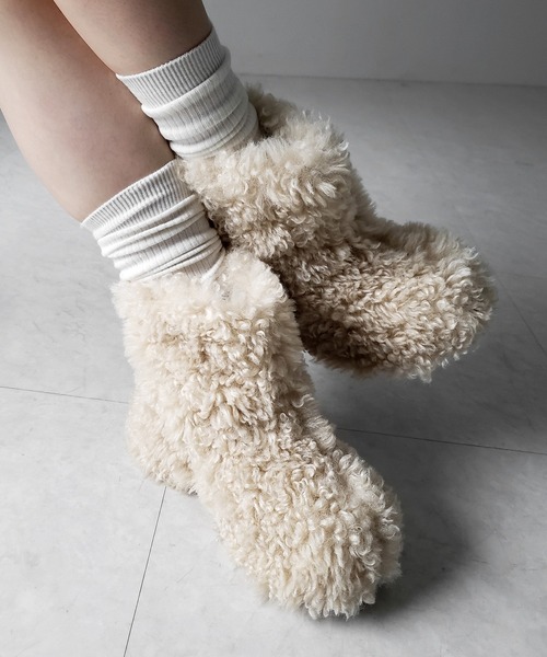 me+em select（ミームセレクト）の「【 ２color 】厚底テディボアショートブーツ ／ platform teddy boa short boots（ブーツ・レディース・ブラック/アイボリー・37/38/39/40）」の21枚目の写真