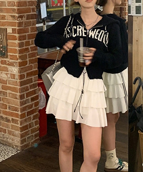 LYEON(リヨン)の「ストーン付きロゴニットZIPパーカー(パーカー・レディース・グレー/ブラック・FREE)」の12枚目の写真