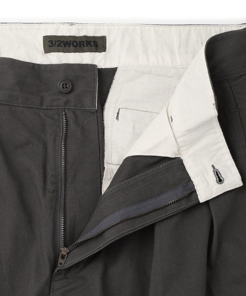 le cercle ADAM ET ROPE'(ルセルクルアダムエロペ)の「【3/2WORKS】別注/タックチノパンツ(その他パンツ・メンズ・チャコールグレー/ブラック/ベージュ・LL/M/L)」の9枚目の写真