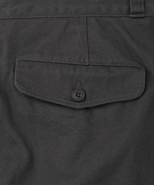 le cercle ADAM ET ROPE'(ルセルクルアダムエロペ)の「【3/2WORKS】別注/タックチノパンツ(その他パンツ・メンズ・チャコールグレー/ブラック/ベージュ・LL/M/L)」の11枚目の写真
