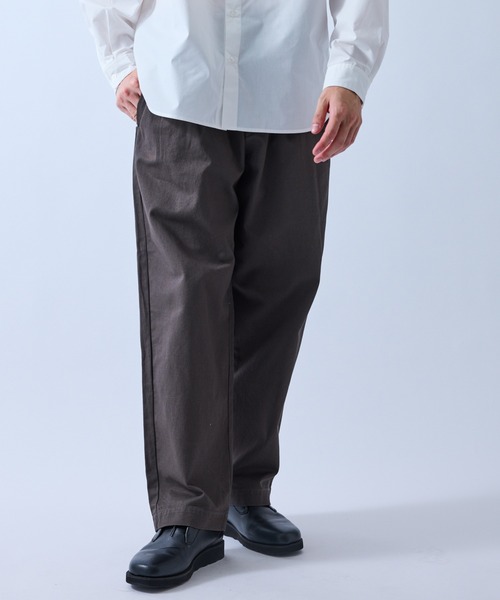 le cercle ADAM ET ROPE'(ルセルクルアダムエロペ)の「【3/2WORKS】別注/タックチノパンツ(その他パンツ・メンズ・チャコールグレー/ブラック/ベージュ・LL/M/L)」の20枚目の写真