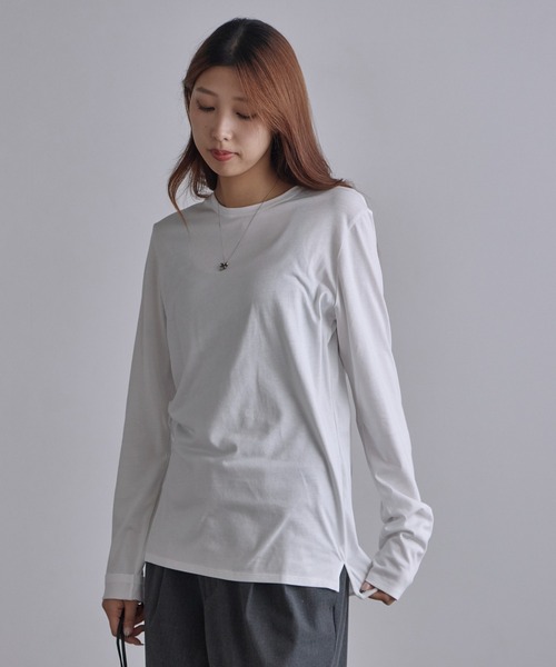 c/est(シーエ)の「c/est/シーエ CECILY フィッシュテール クルーネックロンT 秋物 秋服 2026年秋冬(Tシャツ/カットソー・レディース・ホワイト/ブラック・FREE)」の3枚目の写真