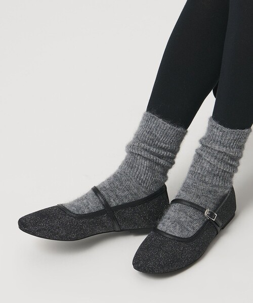 UNITED ARROWS（ユナイテッドアローズ）の「グリッター メリージェーン シューズ（その他シューズ・レディース・ブラック/ベージュ・38/37/36/37h/36h/35/35h）」の3枚目の写真