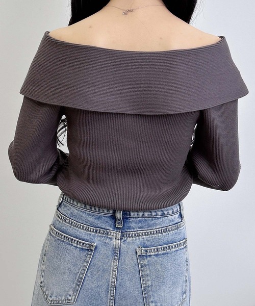 INGNI(イング)の「フロントツイストオフショルニット(ニット/セーター・レディース・ボルドー/オフホワイト/チャコールグレー/ブラック・M)」の17枚目の写真