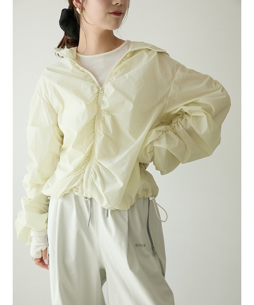 emmi シアーボリュームブルゾン emmi（エミ）の「シアーボリュームブルゾン（ブルゾン）」 - WEAR