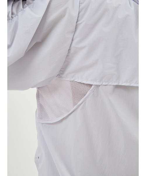 emmi（エミ）の「撥水 ギャザーフーディーブルゾン（ブルゾン・レディース・ライム/ブラウン/ライトブルー・F）」の14枚目の写真