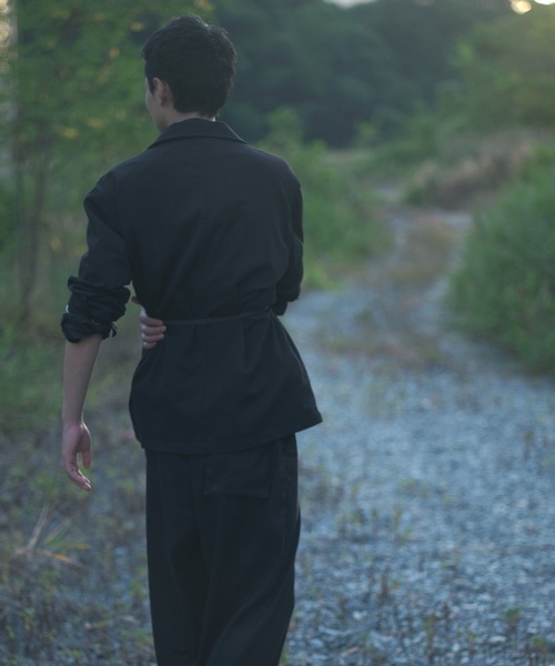 TROVE（トローヴ）の「TROVE 2025aw / MODERN WOOL JACKET（テーラードジャケット・メンズ・ブラック/ブルーグレー・1/3）」の3枚目の写真