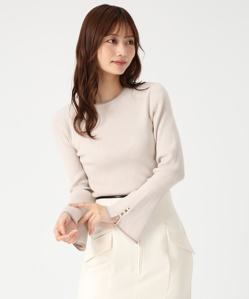 MISCH MASCH(ミッシュマッシュ)の「ラメ配色フレア袖ハイネックニット(ニット/セーター・レディース・ベージュ/ラベンダー/ブラック/グレー・フリ-)」の19枚目の写真