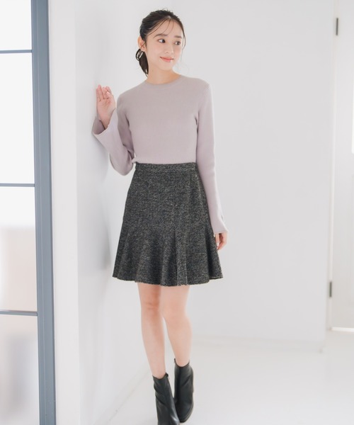 MISCH MASCH(ミッシュマッシュ)の「ラメ配色フレア袖ハイネックニット(ニット/セーター・レディース・ベージュ/ラベンダー/ブラック/グレー・フリ-)」の9枚目の写真