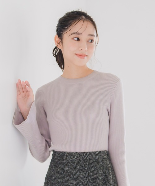 MISCH MASCH(ミッシュマッシュ)の「ラメ配色フレア袖ハイネックニット(ニット/セーター・レディース・ベージュ/ラベンダー/ブラック/グレー・フリ-)」の7枚目の写真