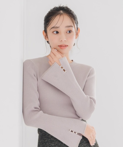 MISCH MASCH(ミッシュマッシュ)の「ラメ配色フレア袖ハイネックニット(ニット/セーター・レディース・ベージュ/ラベンダー/ブラック/グレー・フリ-)」の5枚目の写真
