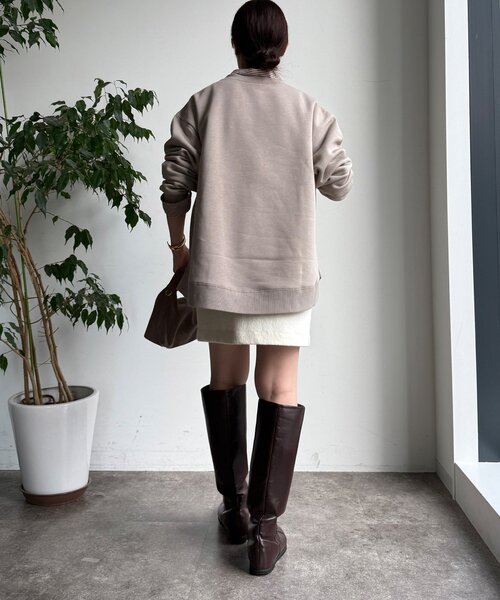 DouDou（ドゥドゥ）の「【WEB限定】裏起毛ヘムラインロゴトップス（Tシャツ/カットソー・レディース・ベージュ/グレー/ブルー・FREE）」の17枚目の写真