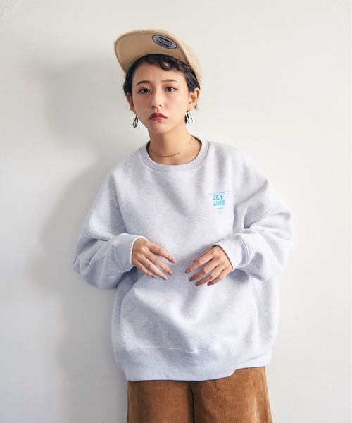 ARCHIVER(アーカイバ)の「【Bz】【Leyline】b/s logo sweat(スウェット・メンズ・ホワイト/グレー・LARGE/MEDIUM/X-LARGE)」の1枚目の写真
