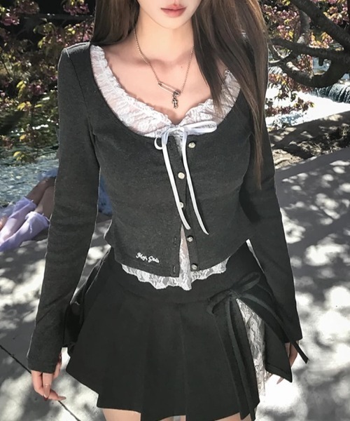 ViViDAY(ビビデー)の「襟リボンレイヤード風レース長袖カットソー(Tシャツ/カットソー・レディース・ダークグレー/ホワイト/ブラック・M)」の1枚目の写真