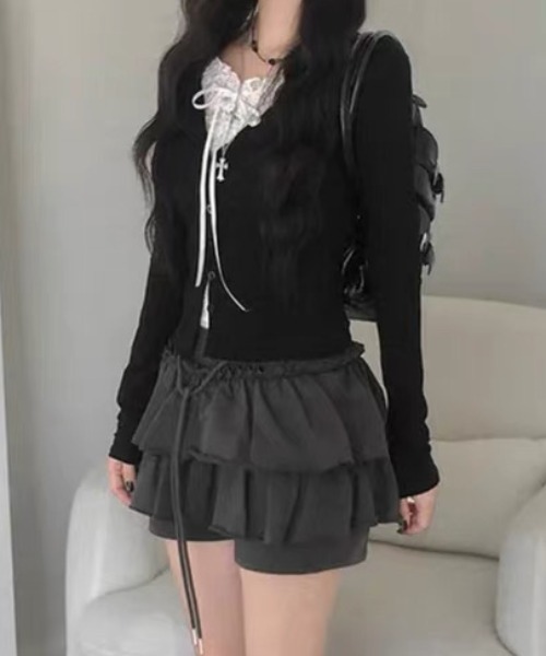 ViViDAY(ビビデー)の「襟リボンレイヤード風レース長袖カットソー(Tシャツ/カットソー・レディース・ダークグレー/ホワイト/ブラック・M)」の4枚目の写真