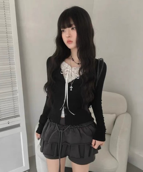 ViViDAY(ビビデー)の「襟リボンレイヤード風レース長袖カットソー(Tシャツ/カットソー・レディース・ダークグレー/ホワイト/ブラック・M)」の5枚目の写真