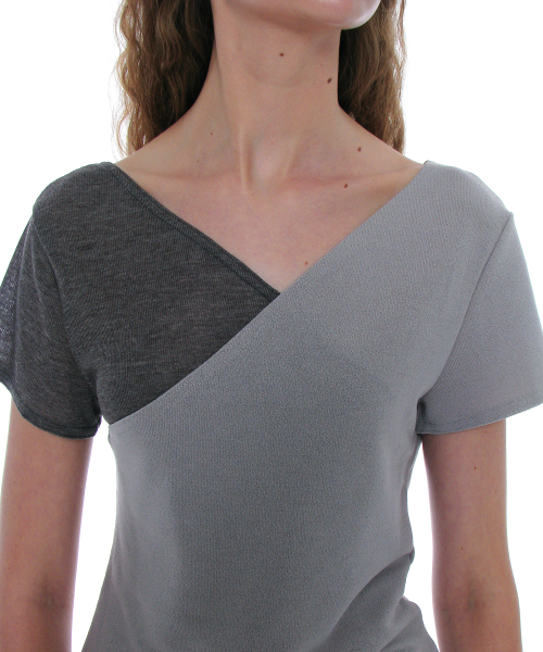 PARTIMENTO WOMEN（パルティメントウィメン）の「ディタッチャブルクロスオーバーショートスリーブT_ライトグレー（Tシャツ/カットソー・レディース・その他・SMALL/MEDIUM）」の7枚目の写真