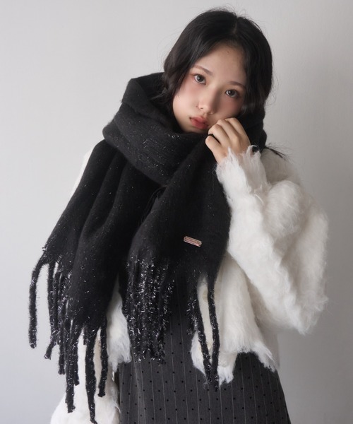 mellowneon（メロウネオン）の「グリッターラメボリュームマフラー（マフラー・レディース・ピンク/グレー/ブルー/アイボリー/ブラック/ブラウン/ボルドー・FREE）」の18枚目の写真