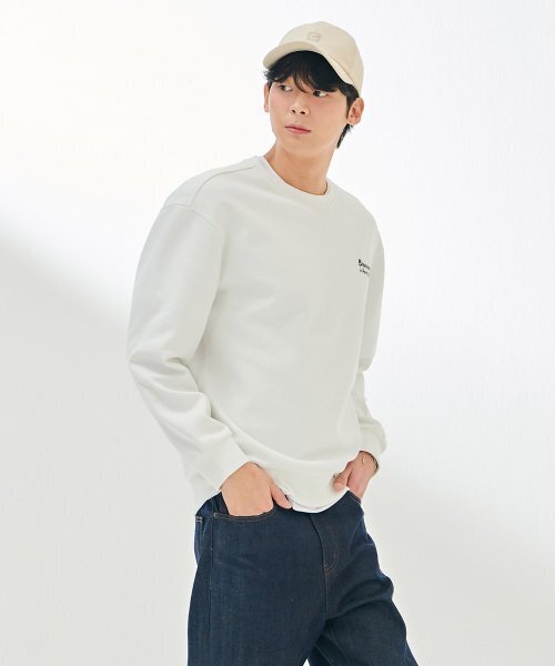 CHASECULT(チェイスカルト)の「共用バックプリントアートワークスウェットシャツ-DARU5114B01(スウェット・メンズ・ホワイト・90/100/95/105)」の3枚目の写真