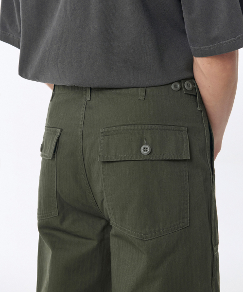 MUSINSA STANDARD（ムシンサスタンダード）の「コットンヘリンボーンレプリカパーティグパンツ[カーキ]（その他パンツ・メンズ・その他・26/27/28/29/30/31/32/33/34/36/42）」の10枚目の写真
