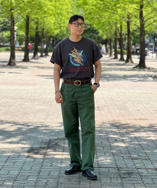 MUSINSA STANDARD（ムシンサスタンダード）の「コットンヘリンボーンレプリカパーティグパンツ[カーキ]（その他パンツ・メンズ・その他・26/27/28/29/30/31/32/33/34/36/42）」の2枚目の写真