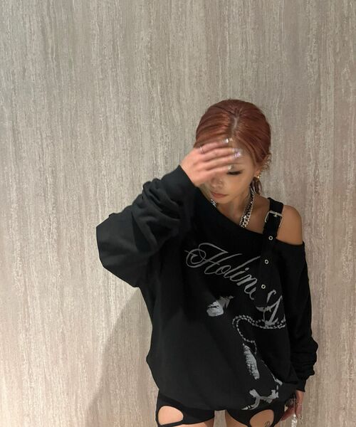 FANCY CLUB(ファンシークラブ)の「ワンショルダーバックルスウェットシャツ (ブラック)_F24ZB063(スウェット・レディース・その他・ONE)」の8枚目の写真
