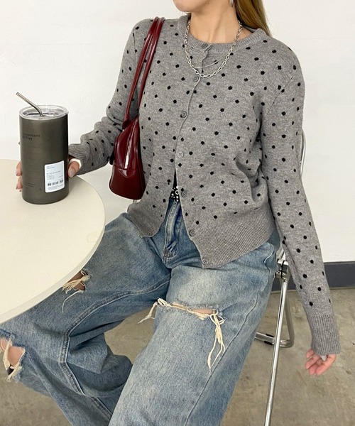 non-hedge(ノンヘッジ)の「ドット柄ショート丈ニットカーディガン(カーディガン/ボレロ・レディース・グレー/ブラック・FREE)」の8枚目の写真