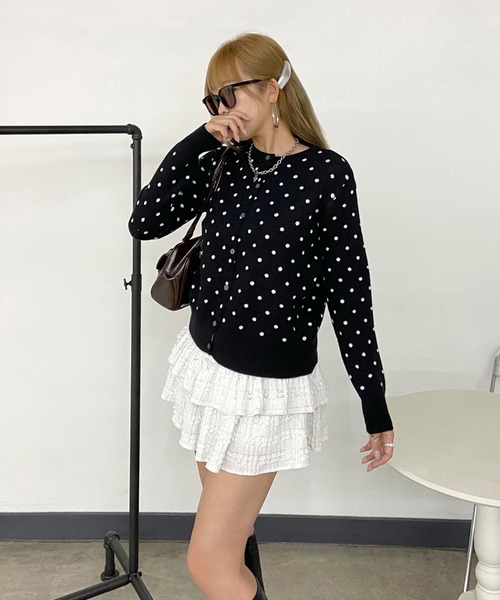non-hedge(ノンヘッジ)の「ドット柄ショート丈ニットカーディガン(カーディガン/ボレロ・レディース・グレー/ブラック・FREE)」の14枚目の写真