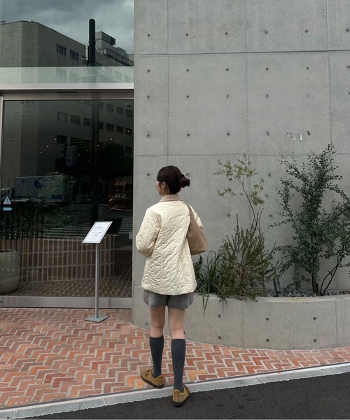 lawgy（ラウジー）の「stripe quilting dual texture jacket coat / ストライプキルティングデュアルテクスチャージャケットコート（その他アウター・レディース・アイボリー/ブラック・FREE）」の19枚目の写真