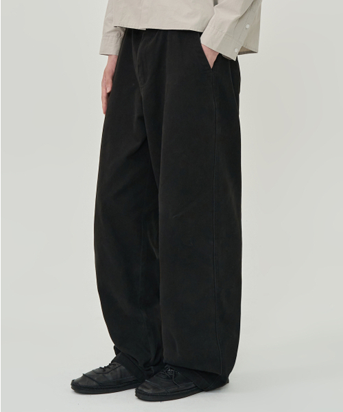 TOFFEE(トフィー)の「カーブドチノパンツ (ブラック)(その他パンツ・メンズ・その他・MEDIUM/LARGE/X-LARGE/SMALL)」の1枚目の写真