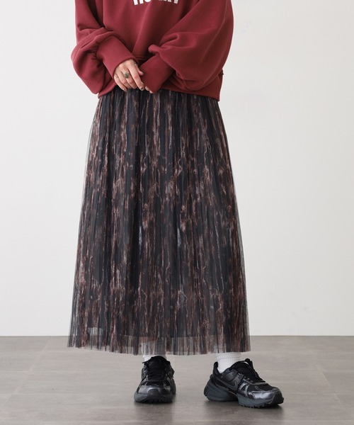 Anna Nicola(アンナニコラ)の「Anna Nicola ボカシプリントチュールスカート(スカート・レディース・レンガ/モカ/ブルー・38)」の1枚目の写真