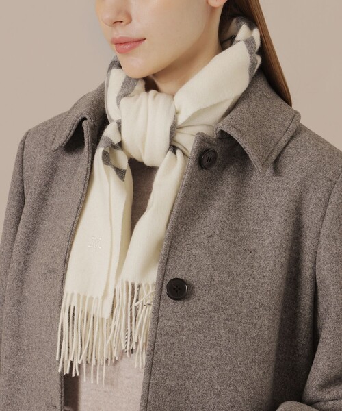 MACKINTOSH LONDON（マッキントッシュ ロンドン）の「【Precious12月号】Wウィンドペンカシミヤストール（マフラー・レディース・ブラック/ブルー系その他2/ホワイト系その他・FREE）」の4枚目の写真