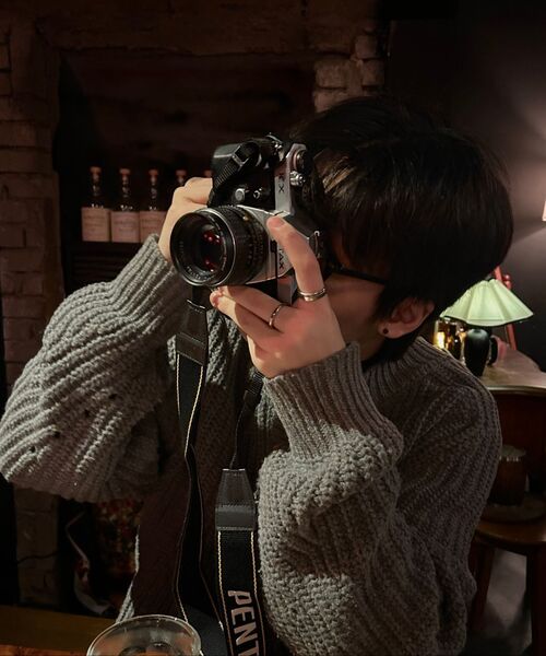 LMOOD(エルムード)の「バルキー クルー ラウンド ニット カーディガン(カーディガン/ボレロ・メンズ・ブラック/ライトグレー/ブルー・44/46/48)」の5枚目の写真