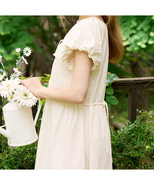 SLOWLOLLI（スローローリ）の「Puff shirring long dress_3 Colors（ワンピース・レディース・アイボリー/ブラック/Beige・FREE）」の3枚目の写真