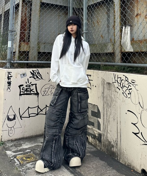 KsG（ケーエスジー）の「マルチポケットロングストリングパンツ（デニムパンツ・レディース・ブラック/ブルー・MEDIUM/SMALL/LARGE/X-LARGE）」の4枚目の写真