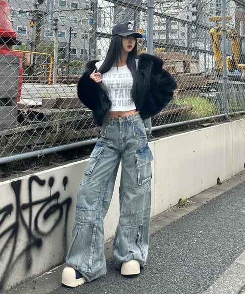 KsG（ケーエスジー）の「マルチポケットロングストリングパンツ（デニムパンツ・レディース・ブラック/ブルー・MEDIUM/SMALL/LARGE/X-LARGE）」の6枚目の写真