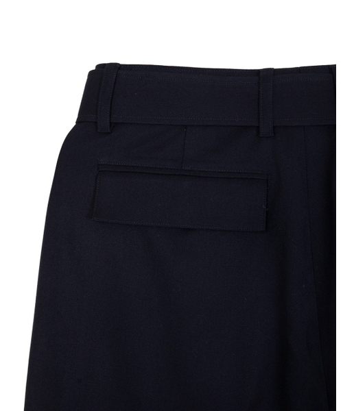 SYNQIA(シンキア)の「アシメトリックプリーツベルテッドトラウザーネイビー(スラックス・メンズ・その他・SMALL/MEDIUM)」の9枚目の写真