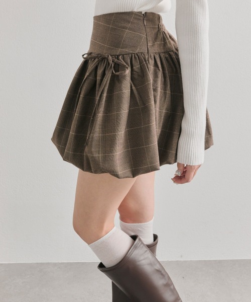 OLIVE des OLIVE（オリーブデオリーブ）の「ダブルリボンバルーンスカート（スカート・レディース・ブラウン/オフホワイト・FREE）」の4枚目の写真