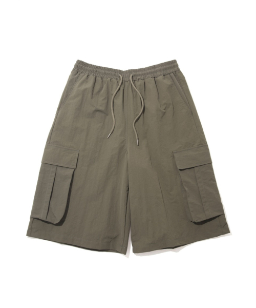 bounDary（バウンダリー）の「ナイロンカーゴワイドバermudaパンツ[カーキ]（その他パンツ・レディース・その他・MEDIUM/X-LARGE/LARGE）」の2枚目の写真